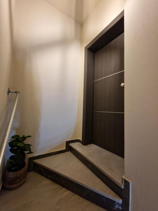 Artemis Apartment อากริอา ภายนอก รูปภาพ